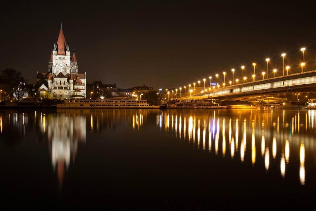 Schoenes Living Am Donauufer Відень Екстер'єр фото